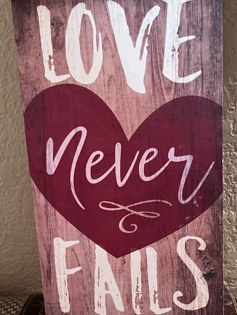 Wooden 'Love Never Fails' Heart Wall Sign - Burgundy and White